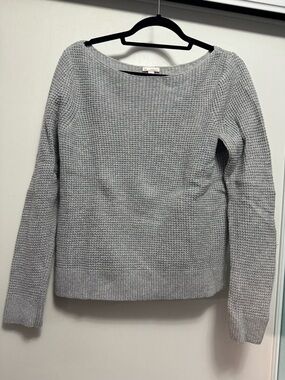 GAP Gray Knit Sweater Size M